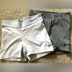 NIKE PRO LADIES SHORTS/SIZE XS/LIKE NEW!
